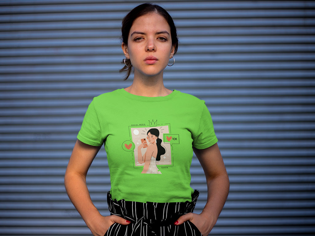 Women's T-shirt - Selfie Girl